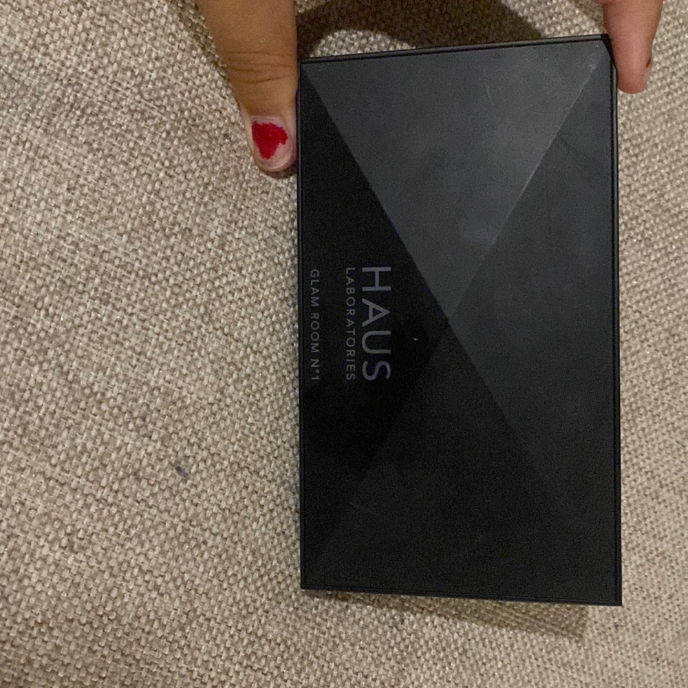 eyeshadow pallet